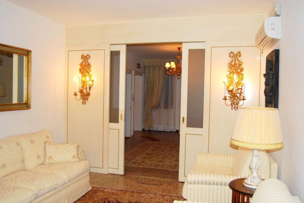 ヴェネツィア B＆B　ラ　コルテ　デイ　ドージ Bed & Breakfast エクステリア 写真